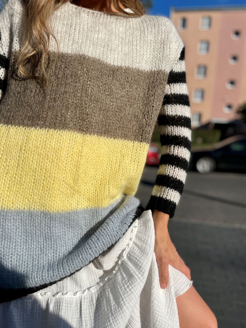 Sweter długi oversize w paski