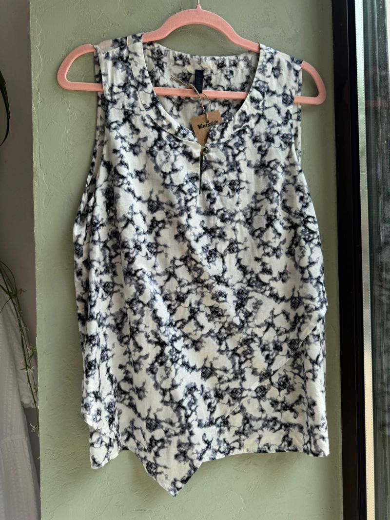 Bluzka w marmurkowy wzór IMITZ