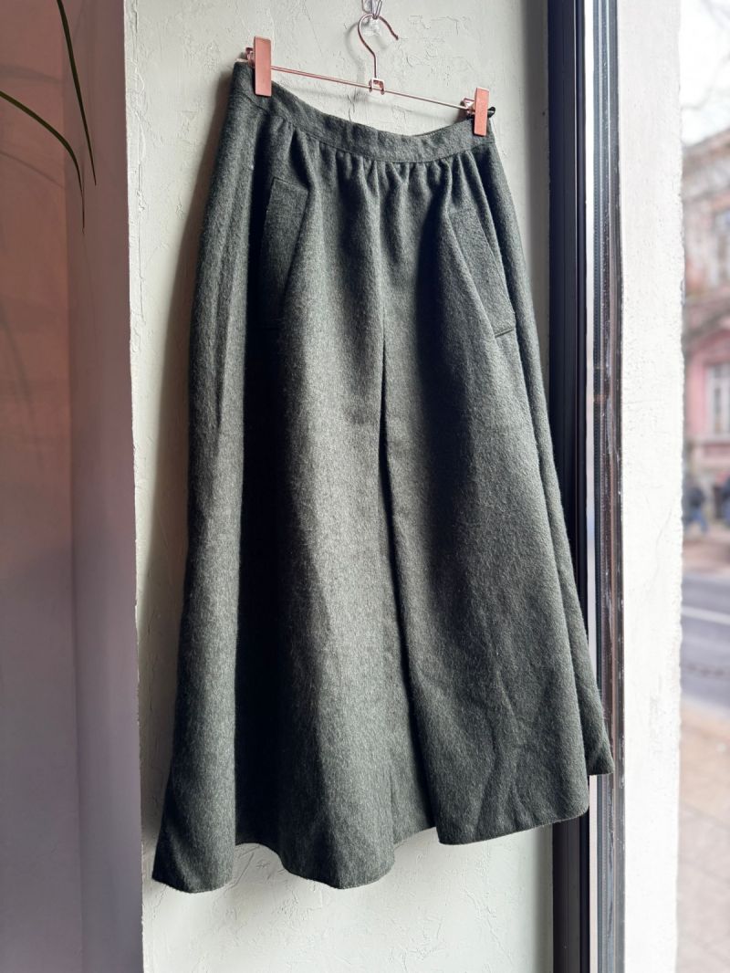 Vintage spódnica rozkloszowana z wełną